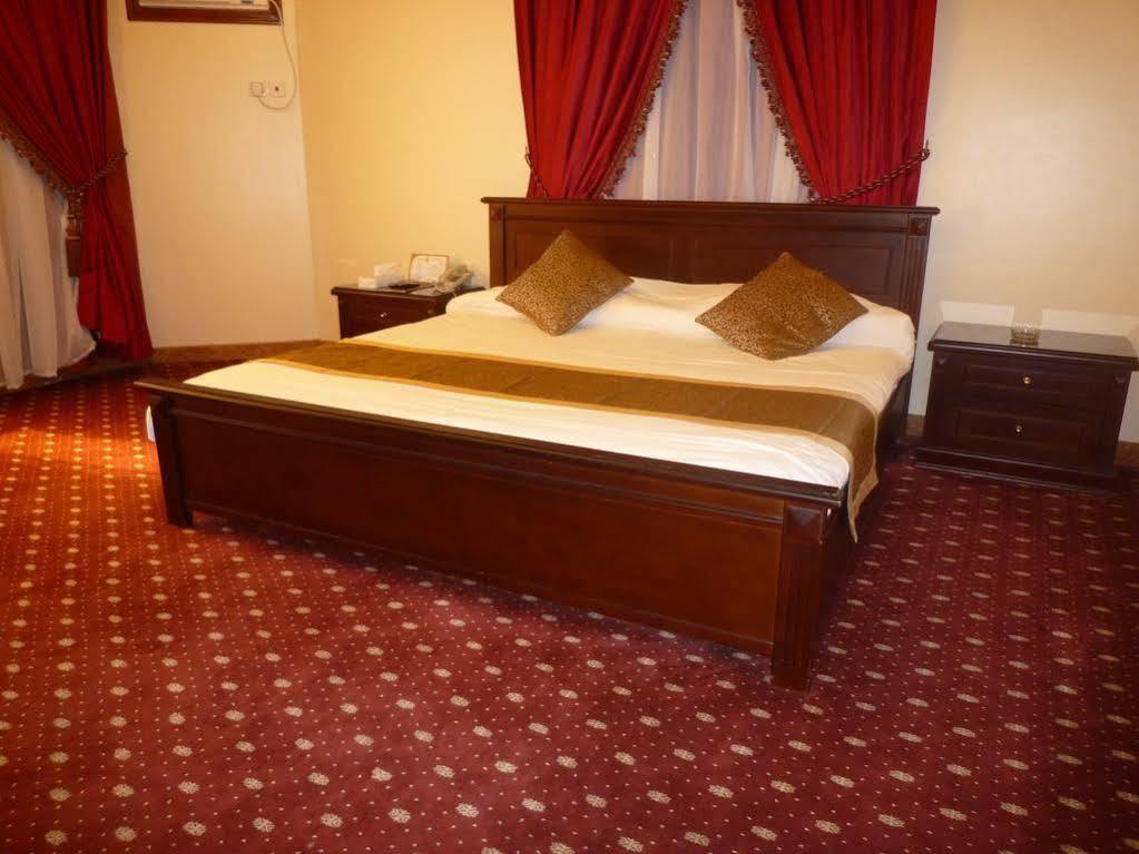 Al Borg Al Watheer Otel Cizan Dış mekan fotoğraf